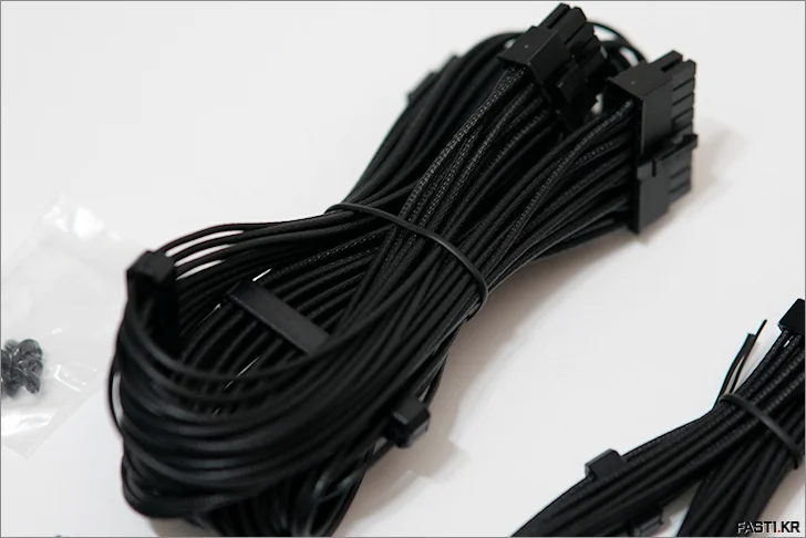 MSI MAG A850GLS PSU 09