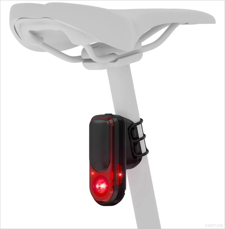 가민 Varia RearVue 820 레이더 후미등 출시 5